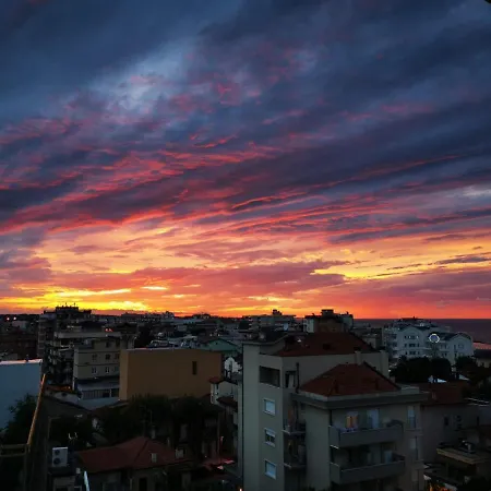 Anastasia's Boutique كاتوليكا