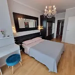 Anastasia's Boutique * كاتوليكا